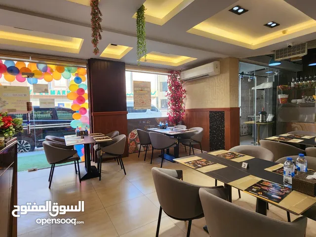فرصة استثماريه مميزه-مطعم عربي شغال للبيع في حاله ممتازه قريب على الغرفه الماطره كامل التجهيزات