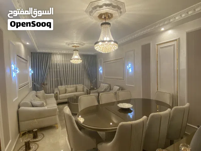 شقة مميزة للبيع مع الاثاث في الجبيهة من المالك مباشرة وعلى المطل مباشرة