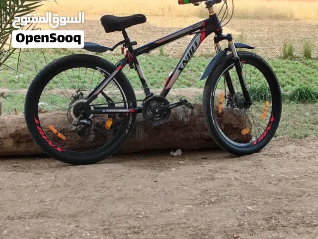 عجله اكسنيرات 26عجله اكسنيرات 26 استعمل خفيف يوجد بها حامله مكنه سرينه 3نغمات تلبسيه كرسي سرعات امام