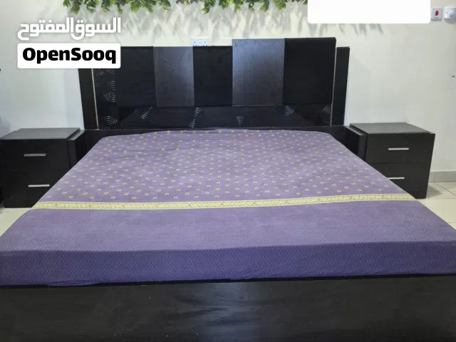 Furniture bedroom set with side table and dressing,fridge,washing mashine,shoe rack,dinning table