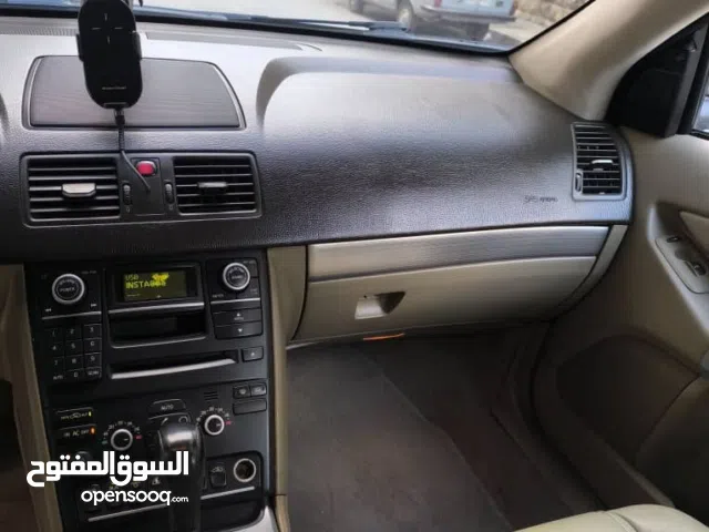 Used Volvo XC 90 in Hama