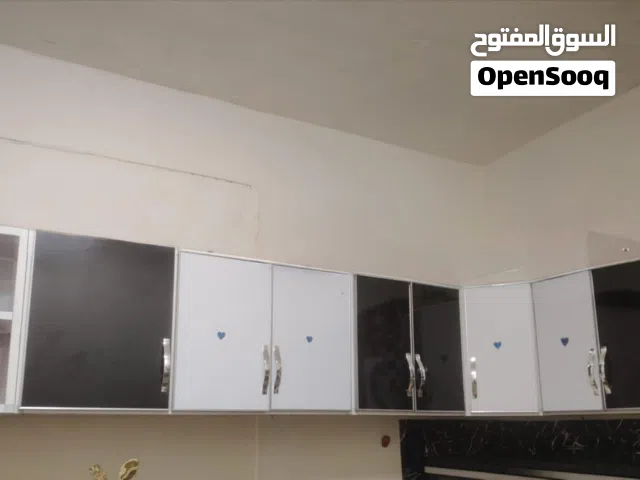 خزانات مطبخ شبه جديدة