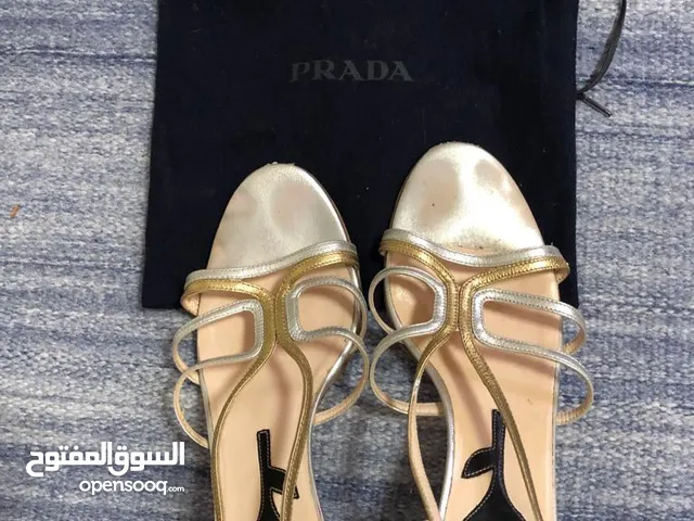 حذاء أصلي من برادا Prada Authentic sandals