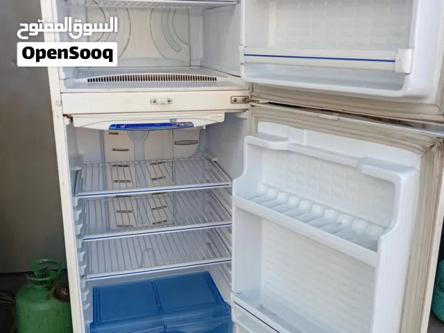 ثلاجه 385 لتر نظيفه فحص للبيع