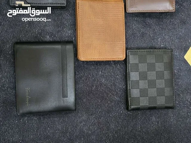محافظ جلد ماركه وكاله جديد للبيع بسعر مغري