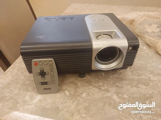 بروجكتر بينك بحالة ممتازة