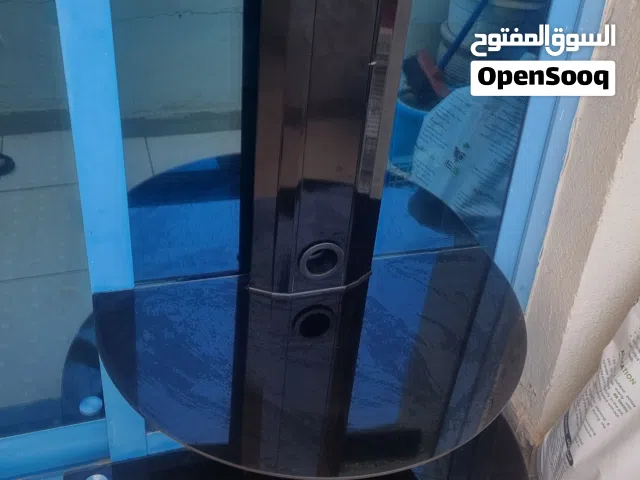 طاولة تلفزيون