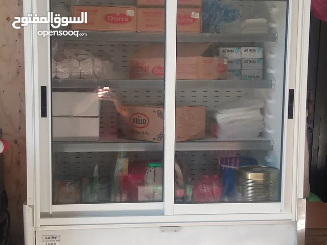 ثلاجة بابين ، تبريد ممتاز ، مستخدمة ، مراوح جديدة ، زجاج جديد