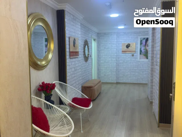 للبيع صالون للعناية بالبشرة والشعر