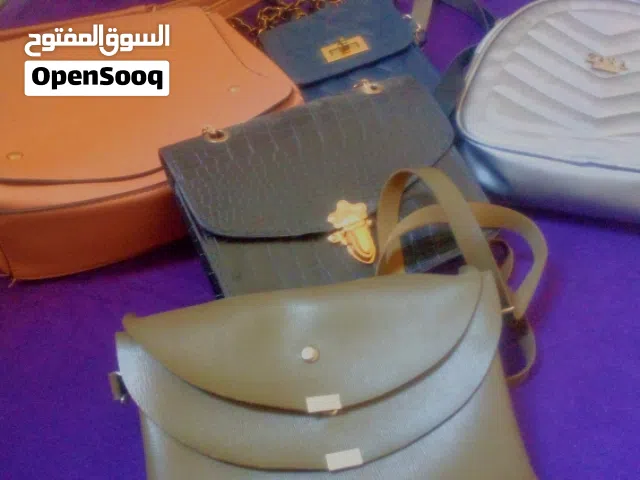 شناطي نسائية مستعملة نظيفة