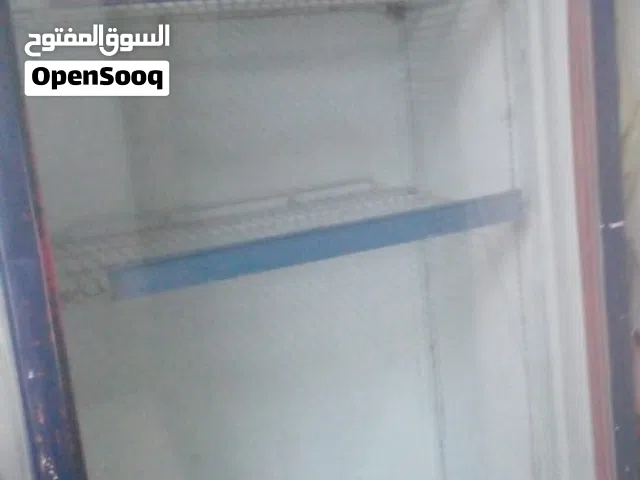 معدات لتصنيع الالبان والاجبان