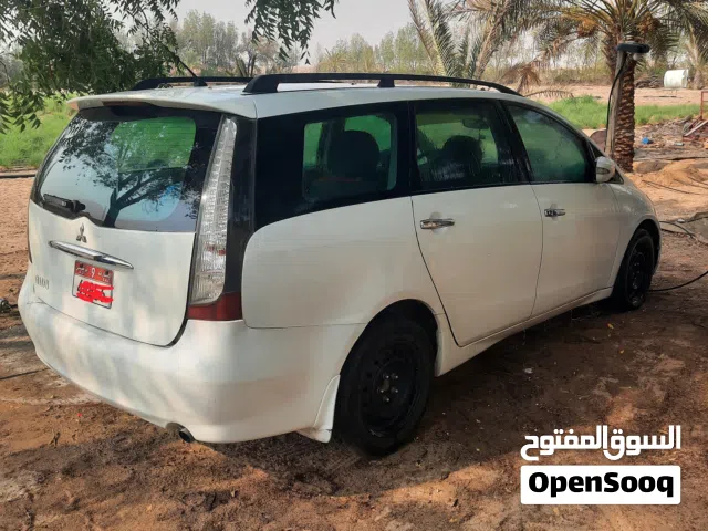 2008 Mitsubishi Grandis