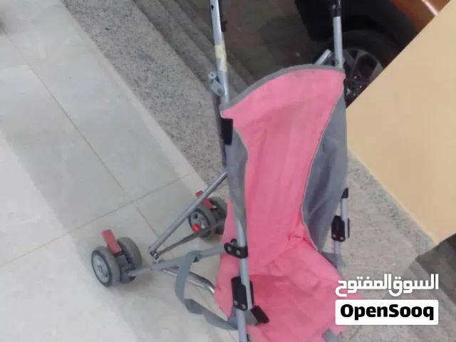 عربة أطفال ماركة جونيور العالمية
