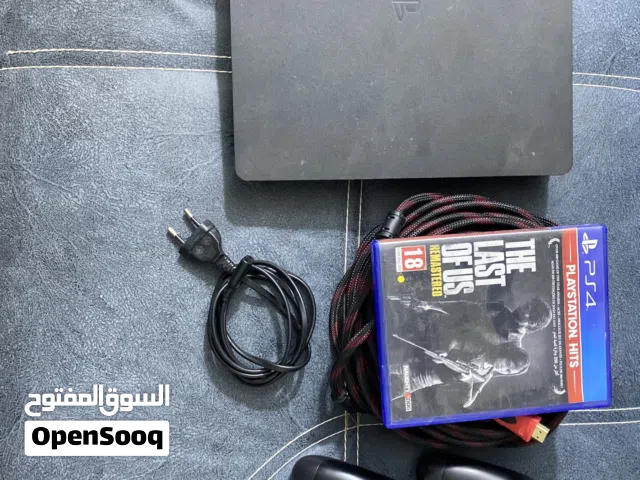 Playstation 4 slim
