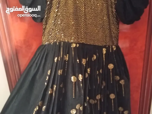 فساتين للأطفال