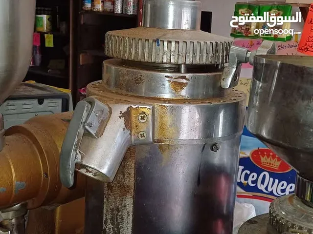 2 ماكينة طحن قهوة 1 فاز ممتازات حجار فولاذ جديدة  للماكينة الكبيرة والبطح بستخدمها للسادة