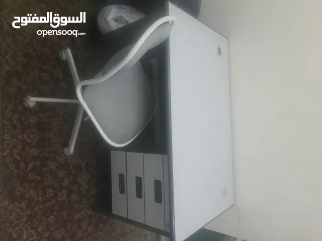 مكتب  140 مع كرسي ايكيا نفس اللون desk with ikea chair