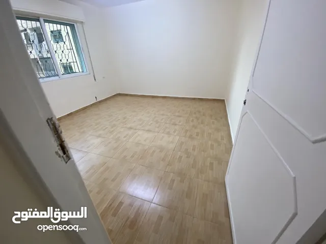 225 m2 More than 6 bedrooms Apartments for Sale in Amman Daheit Al Yasmeen