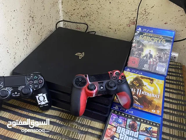 بلاي ستيشن 4 pro مستعمل شبه جديد