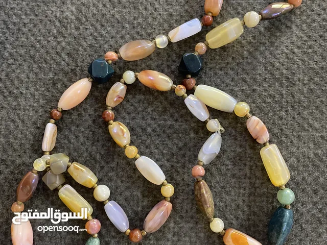احجار كريمة (عقيق طبيعي 100\100)