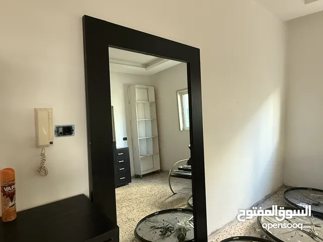 عدة صالونن
