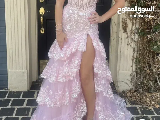 فستان سهرة نفنوف سهرة تفصيل من الخارج