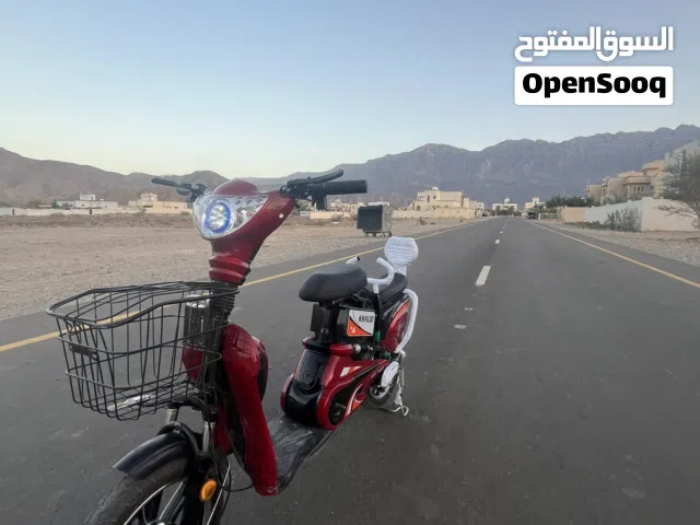 سكوتر كهربائي دراجه كهربائي بحاله ممتازة