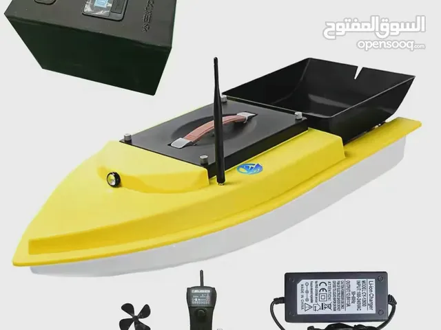 قارب ارساليات للمحترفين لصيد اسماك سهل