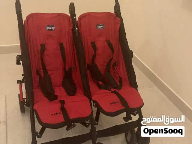 عربة اطفال شيكو