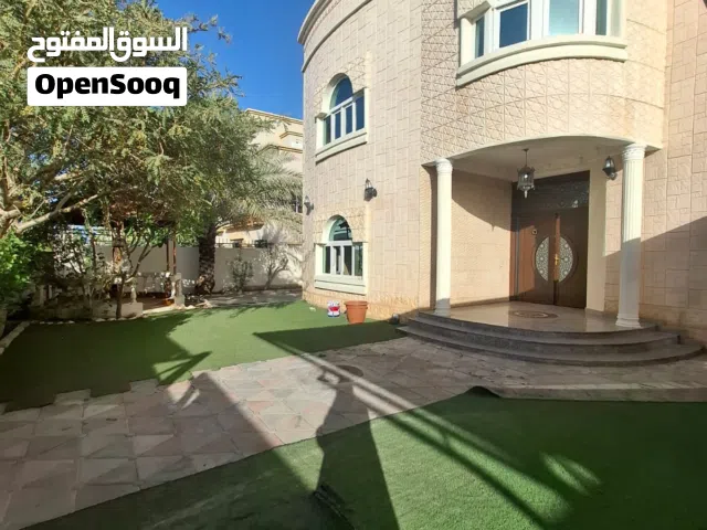 450 m2 4 Bedrooms Villa for Rent in Muscat Al Khoud