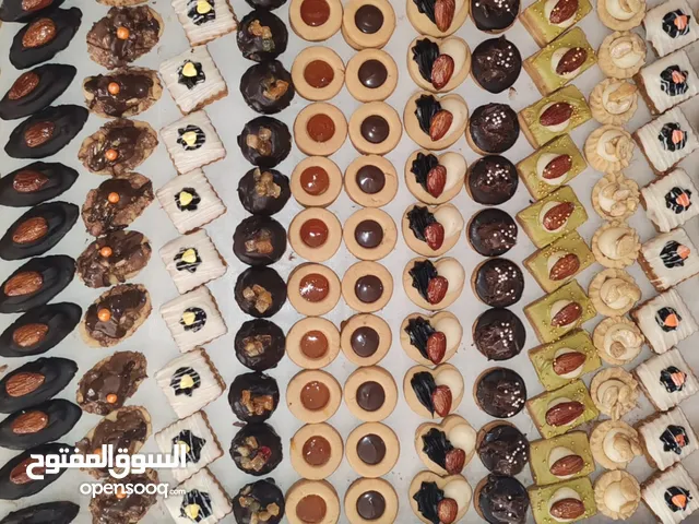 مخبز للبيع مع رخصته وكامل معداته وديكوراته على الشارع الرئيسي مكان حيوي جدا Bakery for sale