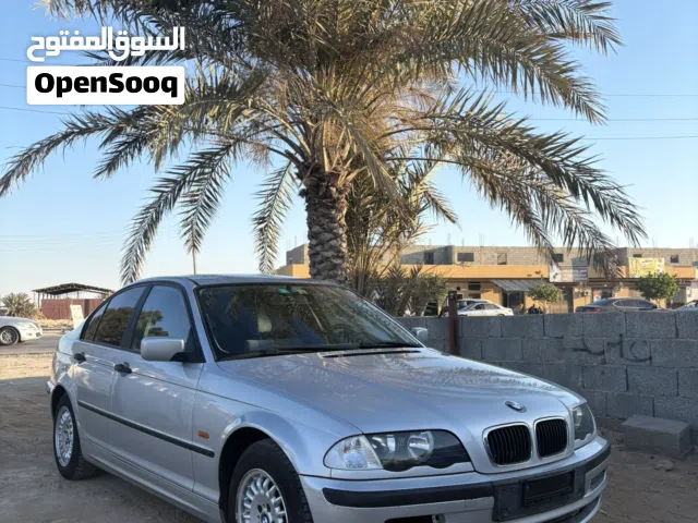 2005 بي ام دبليو الفئة 3 318
