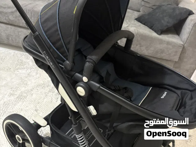 عرباية اطفال ماركة giggles