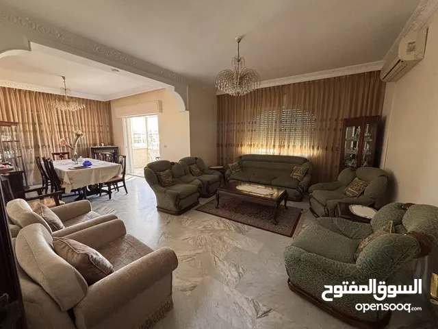 220 m2 3 Bedrooms Apartments for Sale in Amman Daheit Al Rasheed