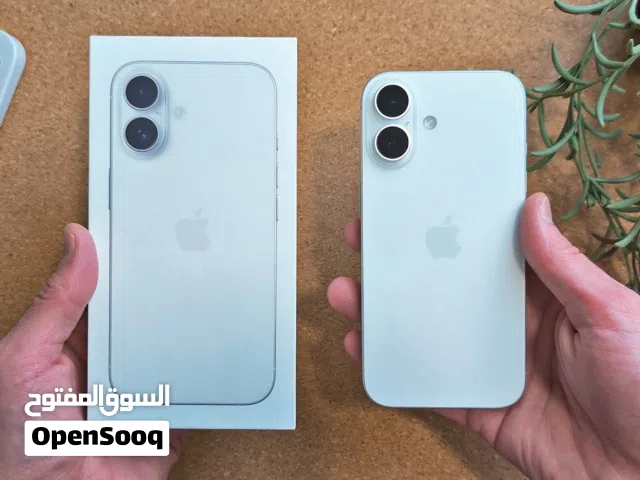 Apple iPhone 16 128 GB in Al Dakhiliya