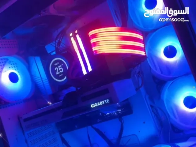 Pc gaming للبيع بي سي