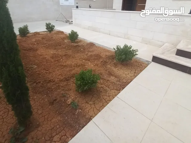 170 m2 3 Bedrooms Apartments for Rent in Amman Abdoun