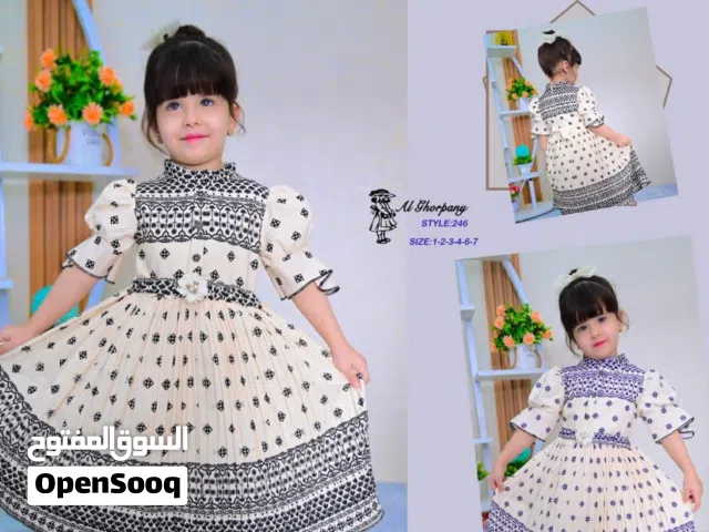 موديل246مكسرلون الفستان بيج والرسمه3الوان