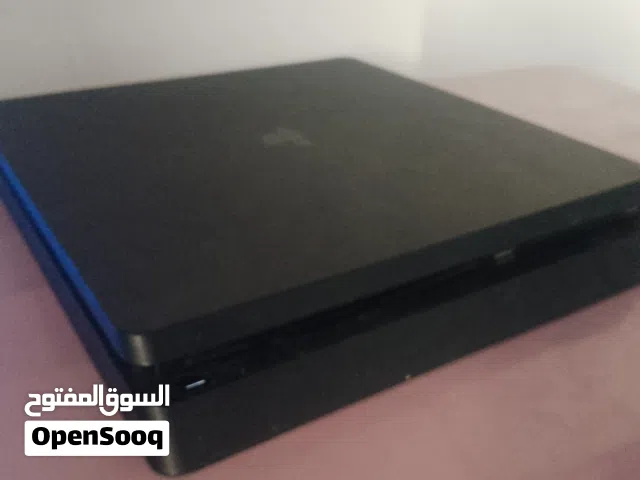 للبيع بلاي ستيشن 4 سليم بحاله ممتازه وقابل للتفاوض