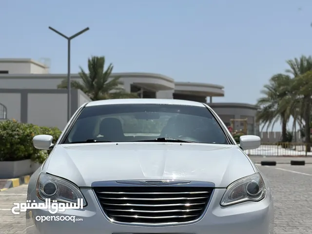 Used Chrysler 200 in Al Batinah