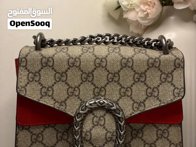 شنطه قوتشي مستعمله اصليه