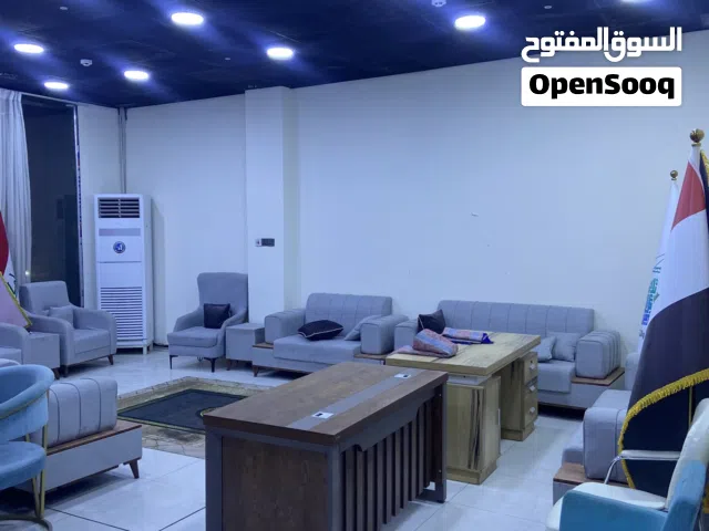 طابق كامل للايجار موقع ممتاز على الشارع الرئيسي