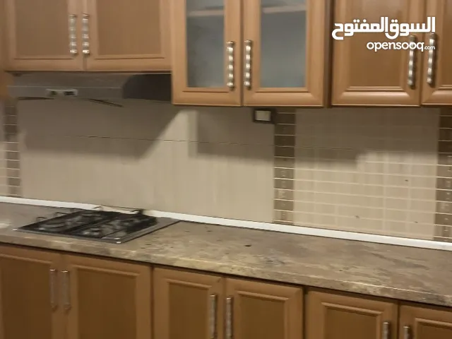 214m2 4 Bedrooms Apartments for Rent in Tripoli Souq Al-Juma'a