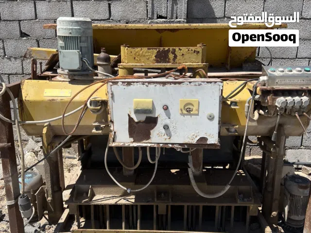ماكينة صناعة بلوك بومشي للبيع