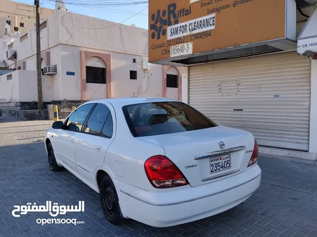 للبيع نيسان سني 2005