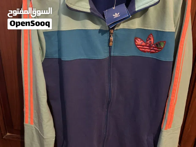 سويت شيرت اديدس اصلي جديدة بالتيكت مقاس L