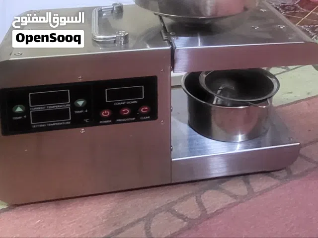 آلة عصر الزيت أوتوماتيكية.....(حار وبارد) مصنوعة الفولاذ المقاوم للصدأ