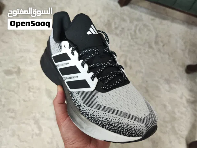 حذاء أديداس أوروبي أصلي جديد 41 ADIDAS ULTRARUN 5 RUNNING