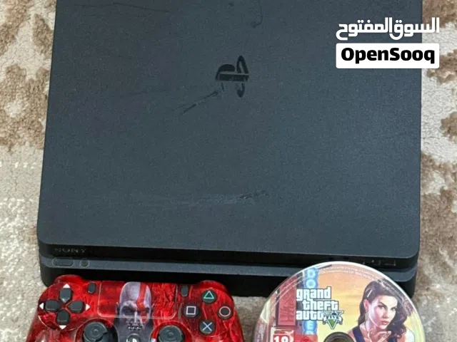 بلايستيشن 4 للبيع مع جميع الملحقات