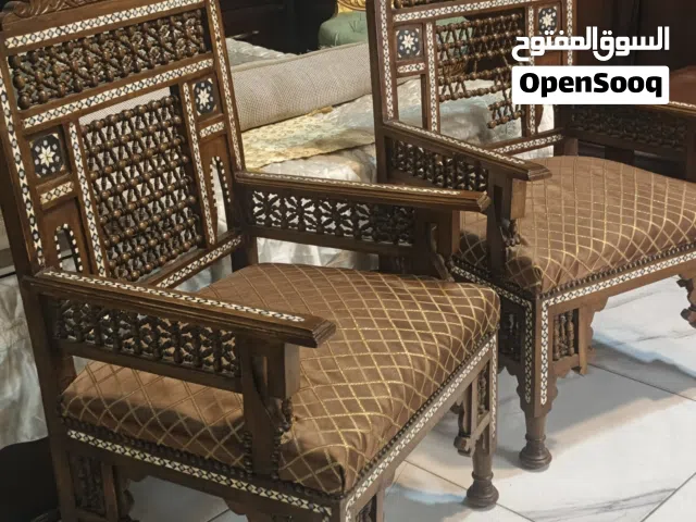 كراسي ارابيسك  صناعه سوريه مصنوع من خشب الزان بالكامل  بحاله ممتازه